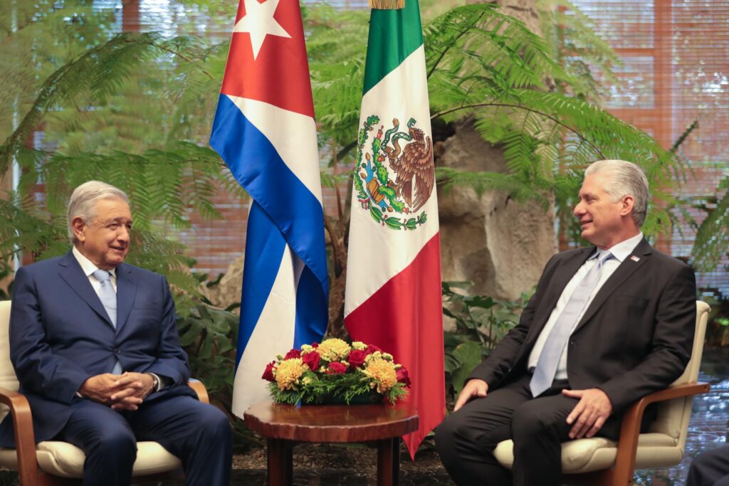 Joe Biden restablece vuelos comerciales a la isla de Cuba