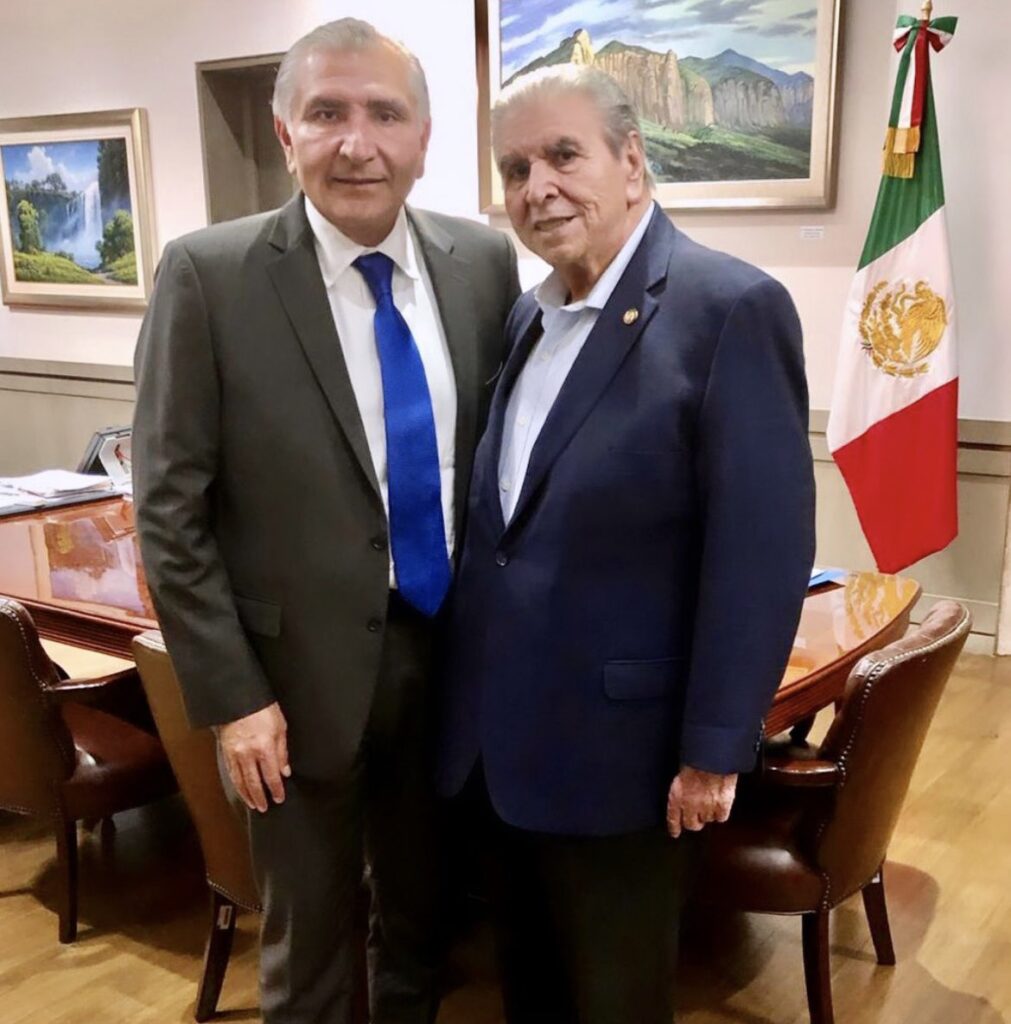 Adan sostiene reunion con Carlos Aceves del Olmo