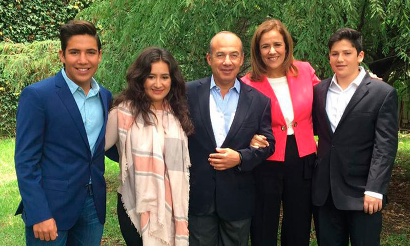 Felipe Calderon y su familia