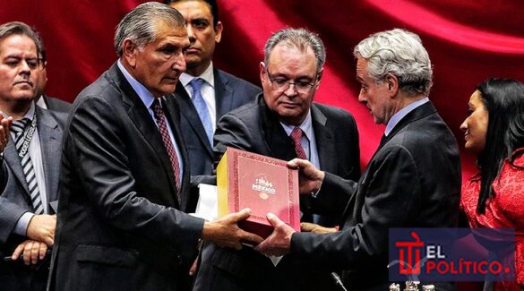 Adán Augusto entrega Cuarto Informe de Gobierno de AMLO