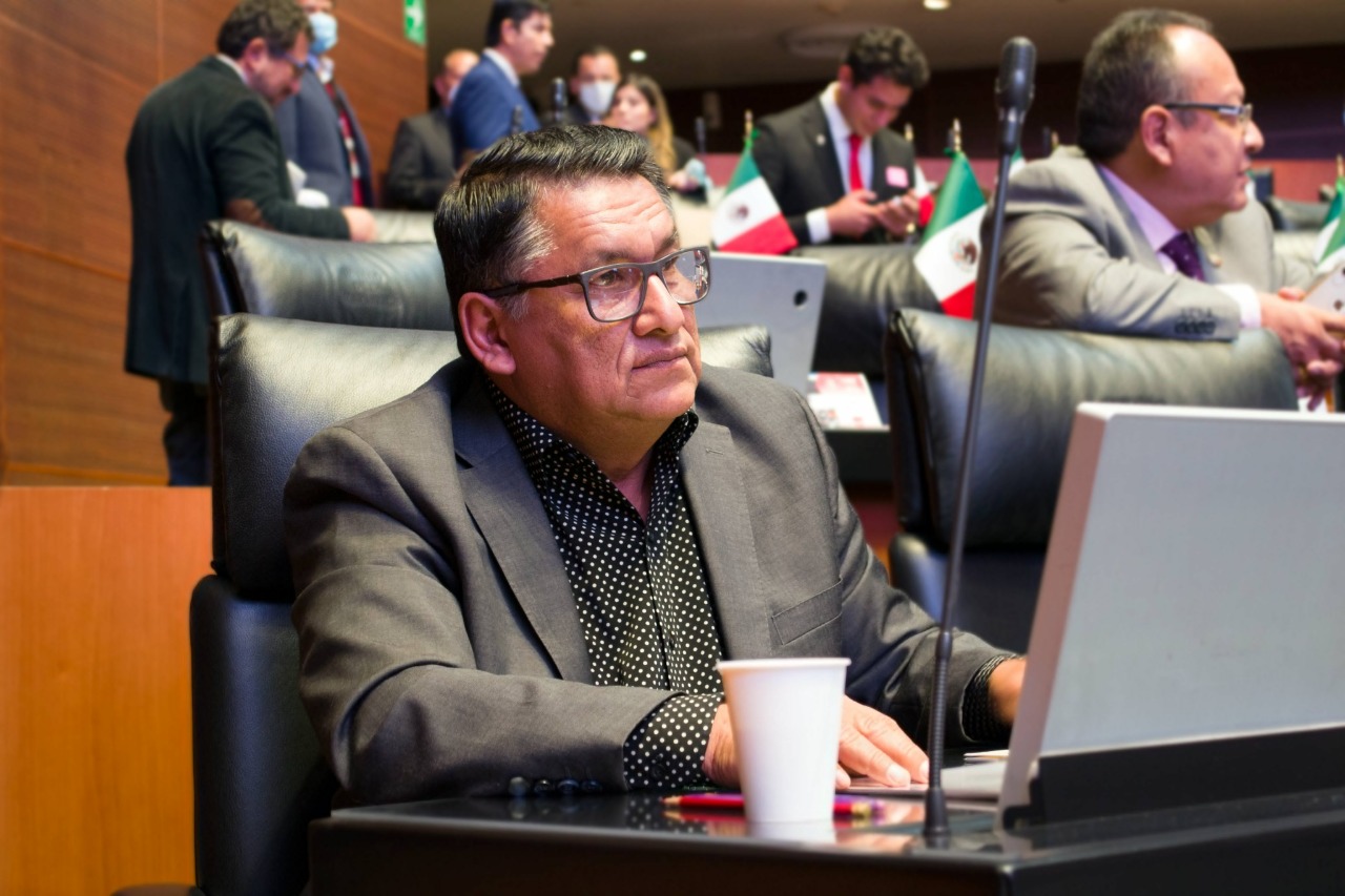 Faustino López en el Senado de la República