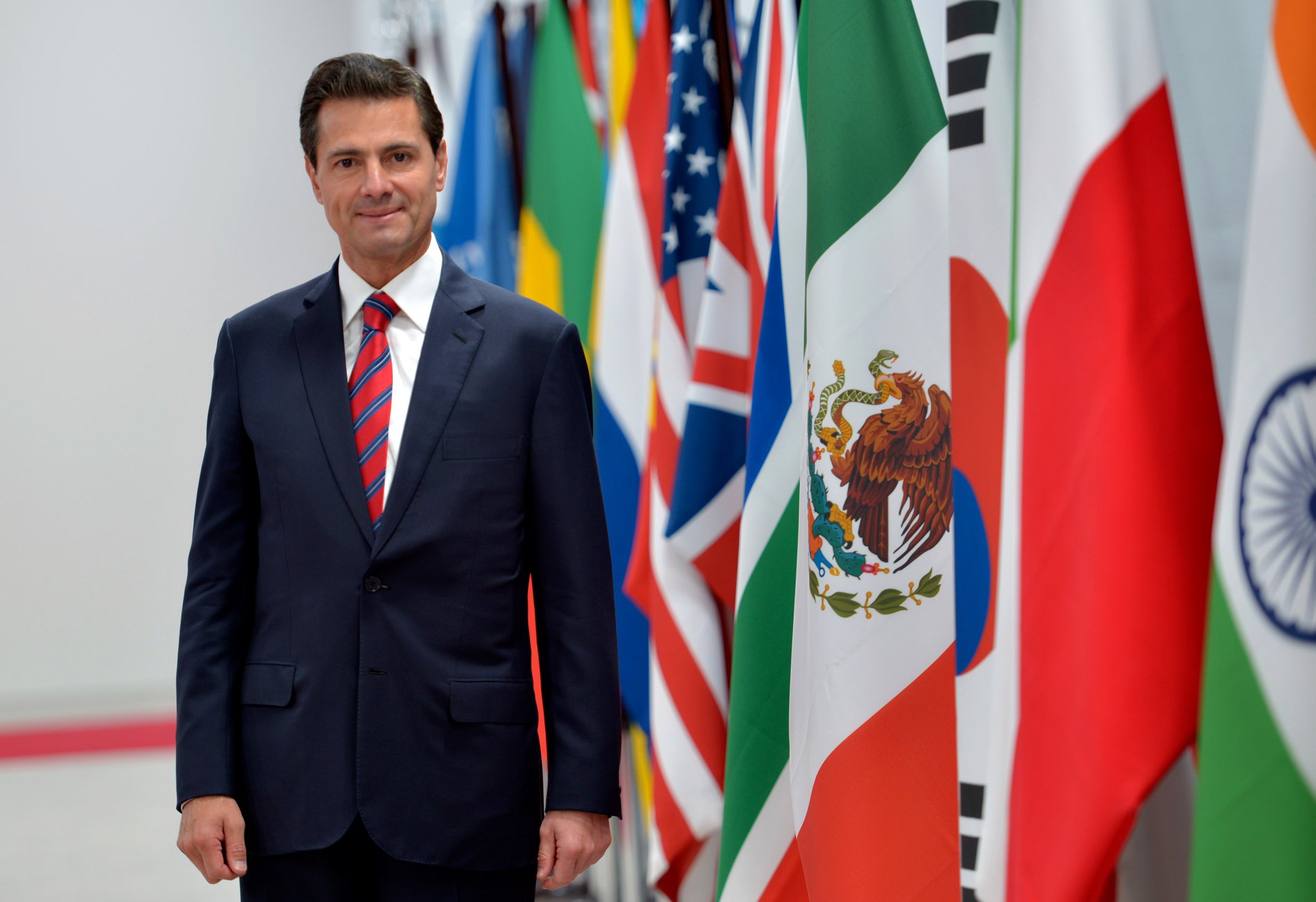 Peña Nieto califica de absurda investigación en su contra