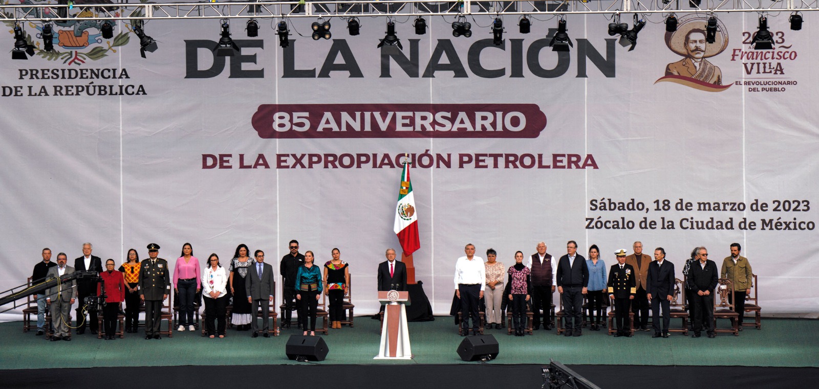 Ocatvio Romero estuvo presente en el aniversario de la Expropiación Petrolera