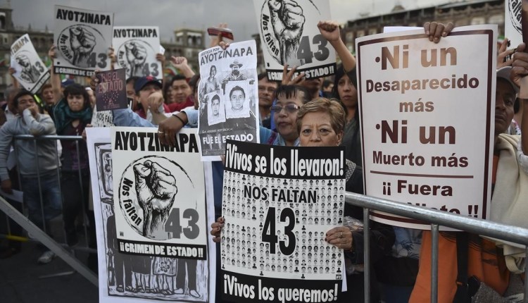Murillo Karam vinculado a proceso por caso Ayotzinapa 