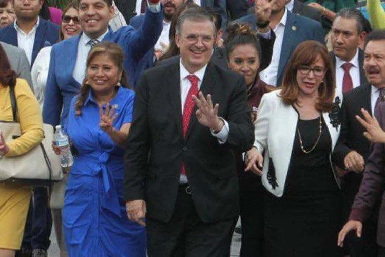 Ebrard y Yeidckol