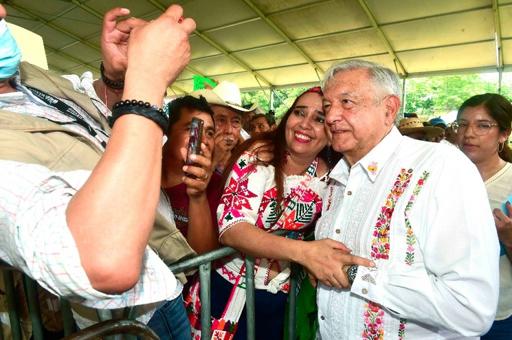 AMLO llama a la unidad en Morena y aliados 