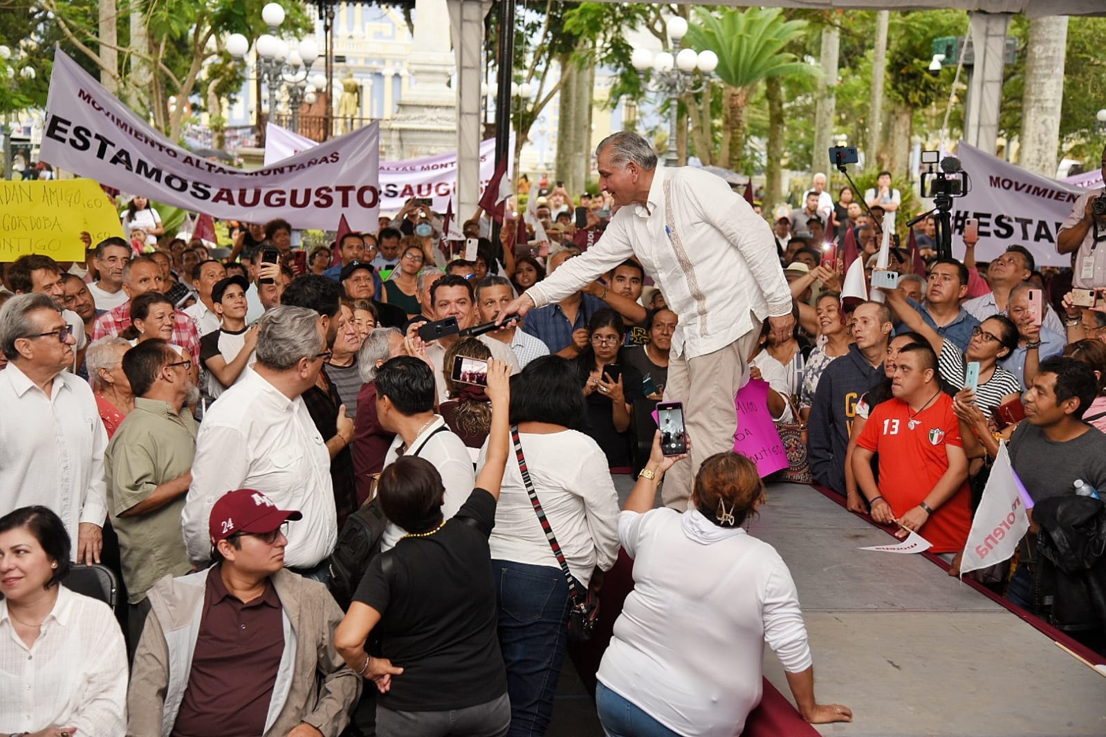 Adán Augusto López Hernández