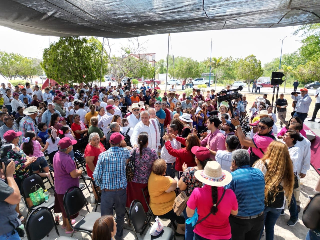 Adán Augusto ofrece justicia desaparecidos