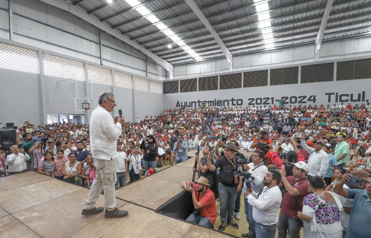 Adán Augusto resalta la necesidad de cambiar enfoque de gobierno entre Mérida y demás municipios de Yucatán