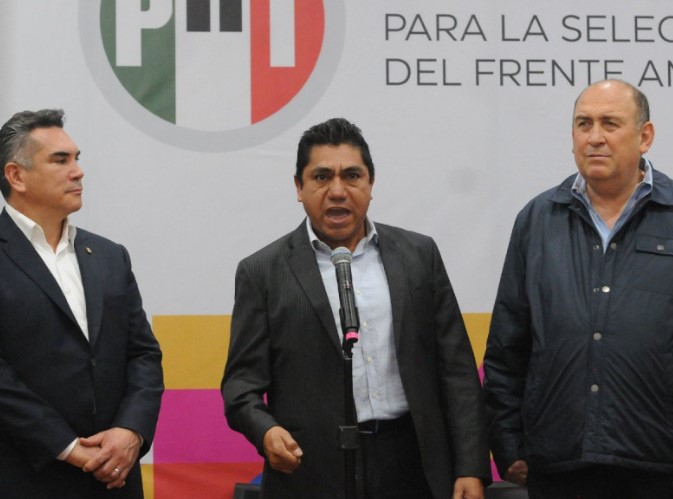 Jorge Luis Preciado anuncia renuncia en el PAN