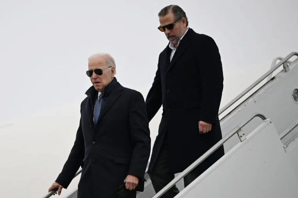 Joe Biden y su hijo Hunter