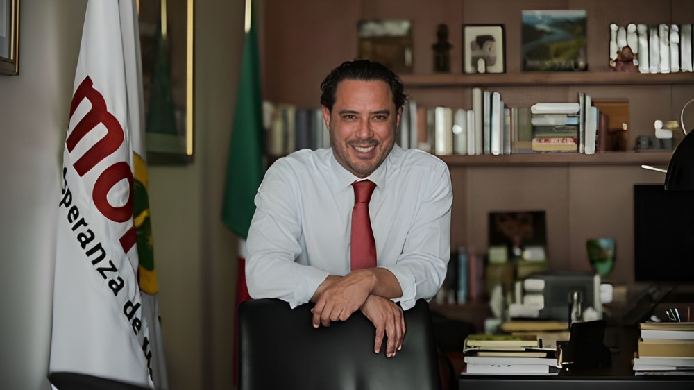 Raúl Paz buscará gobernatura de Yucatán con Morena