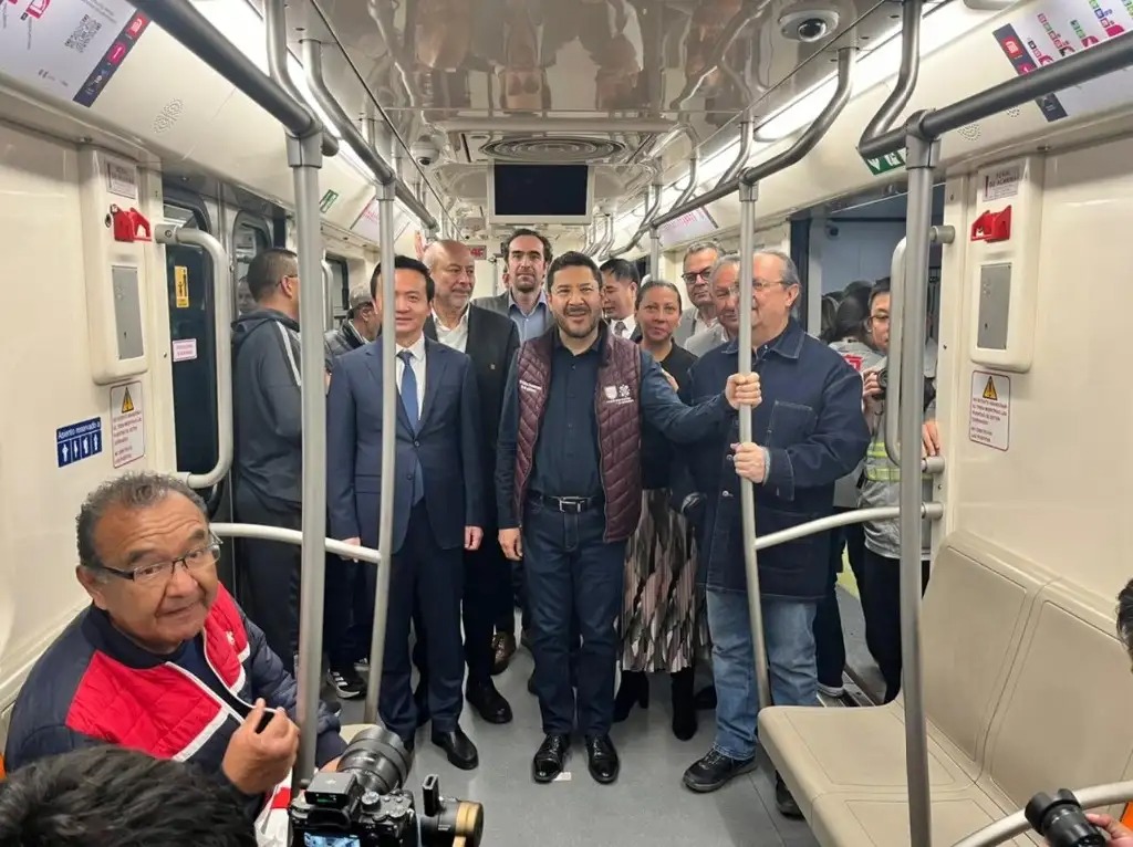 Sheinbaum reconoce trabajo de Martí Batres en la Línea 1 del Metro