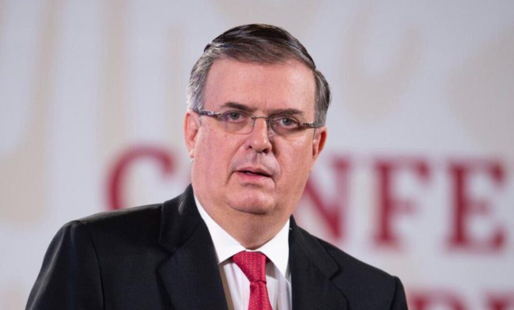 Marcelo Ebrard emite queja ante Tepjf