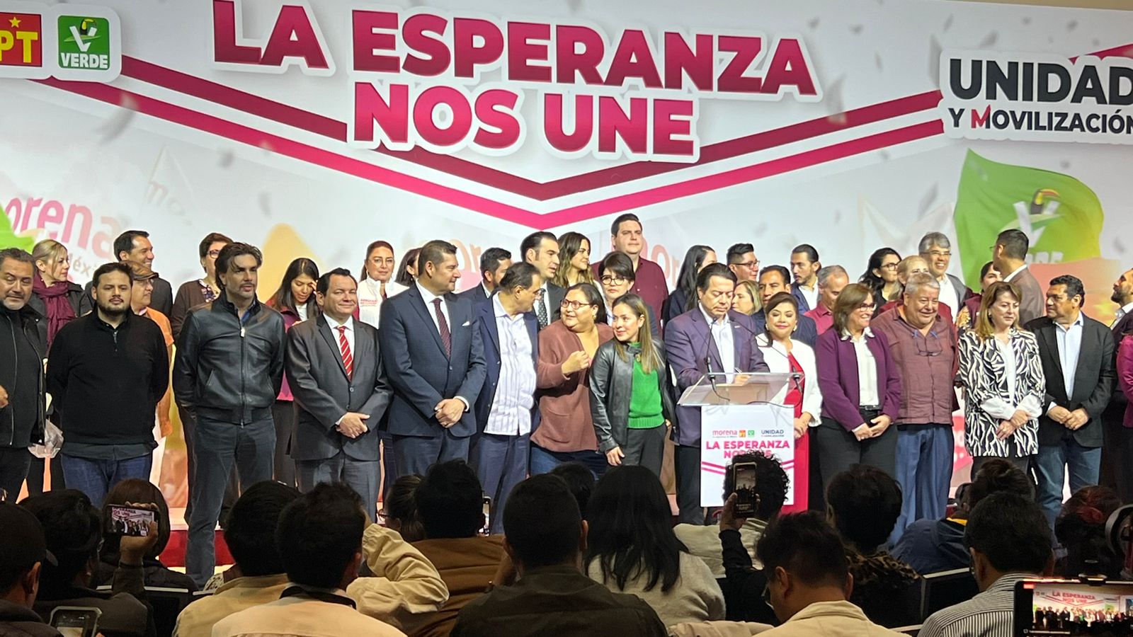 Armenta candidato de Morena en Puebla