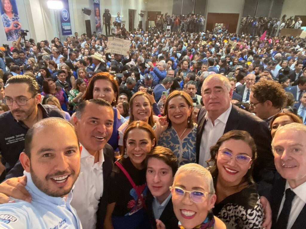 Panistas en el registro de  Xóchitl Gálvez