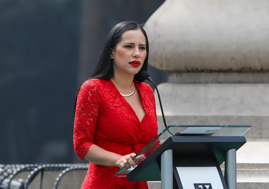 Sandra Cuevas llama hipócritas al Frente Amplio
