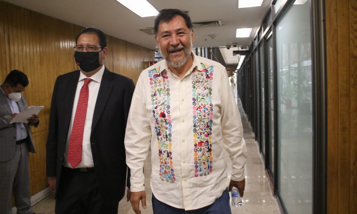 Fernández Noroña desmiente gastar más de 50 mil pesos en viaje