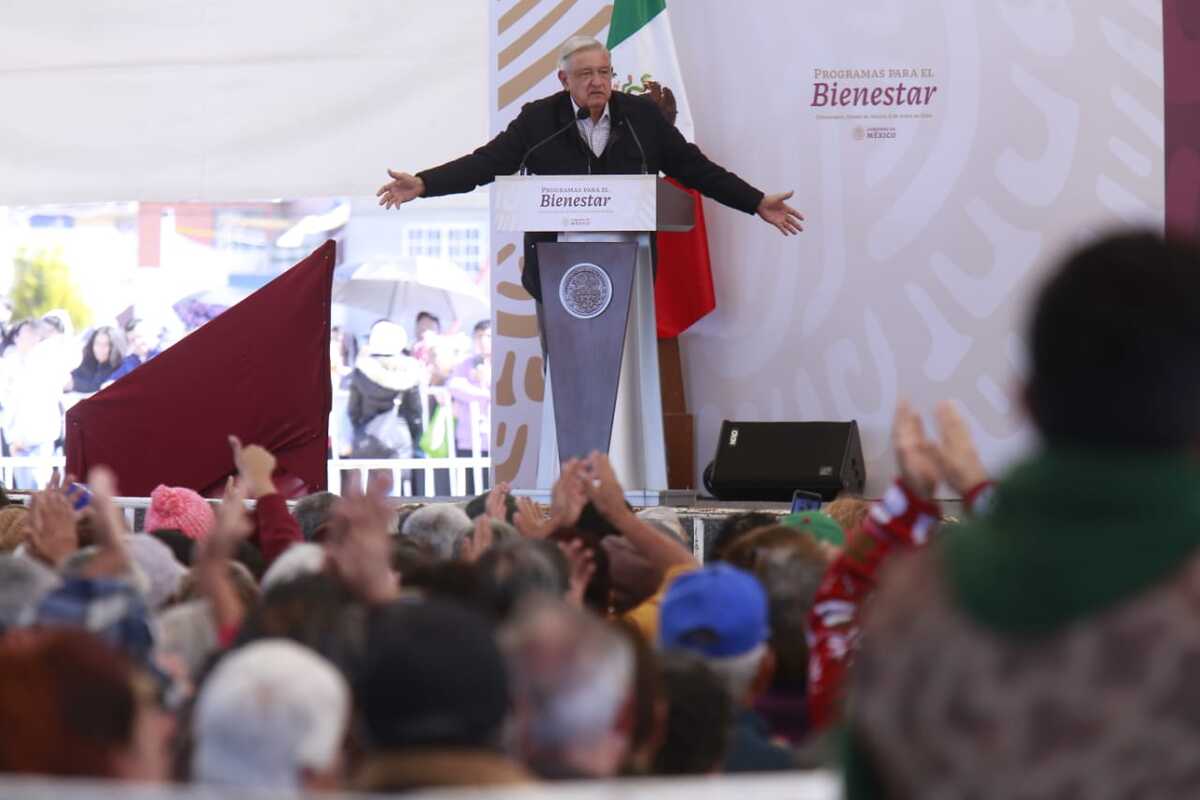 AMLO asegura que programas del Bienestar continuarán 