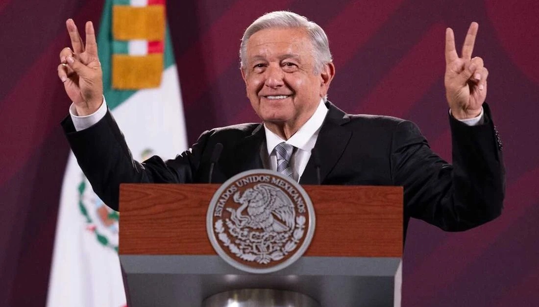 AMLO acusa a Youtube de censura 