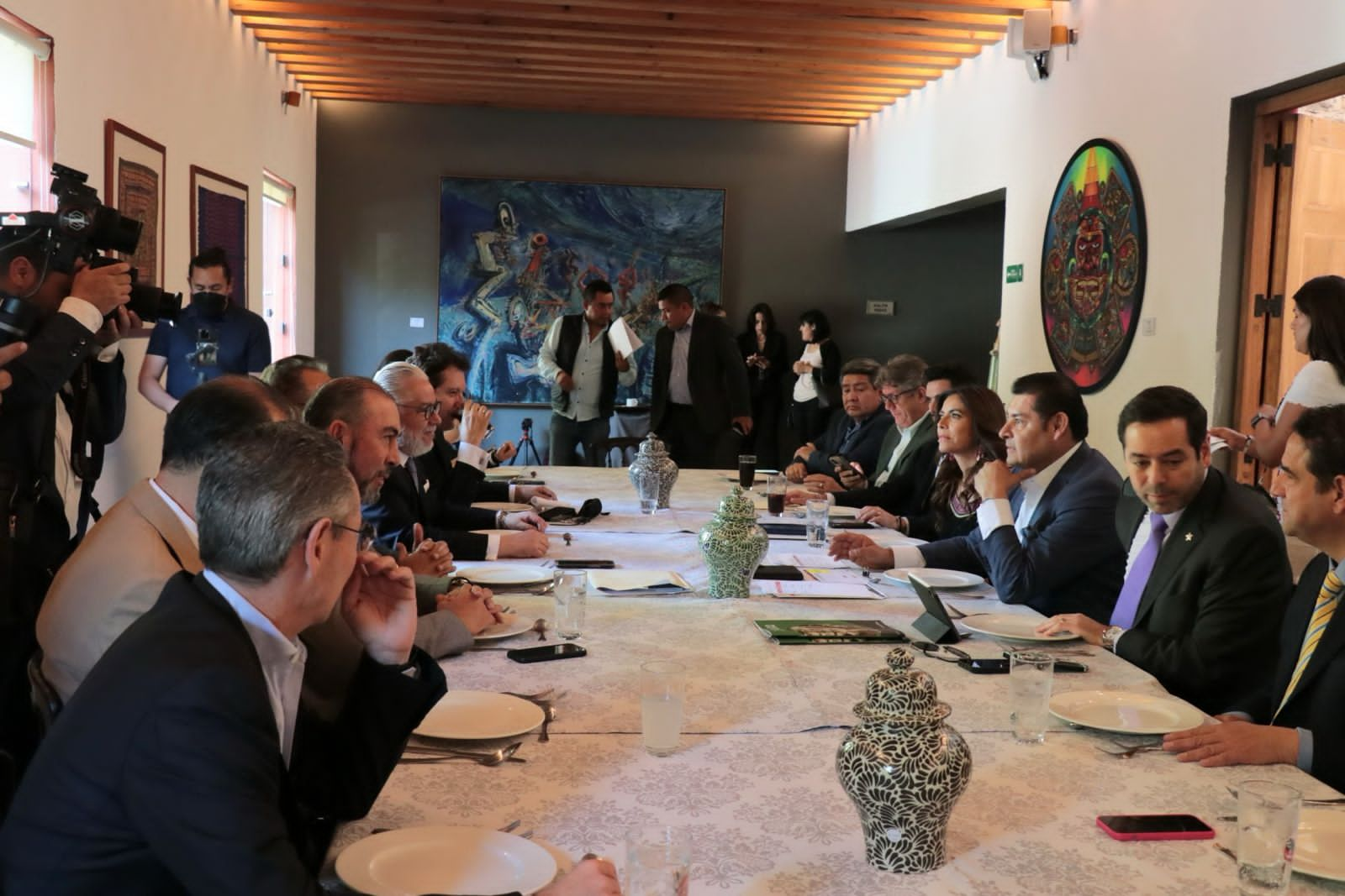 Alejandro Armenta en reunión de la Concamin