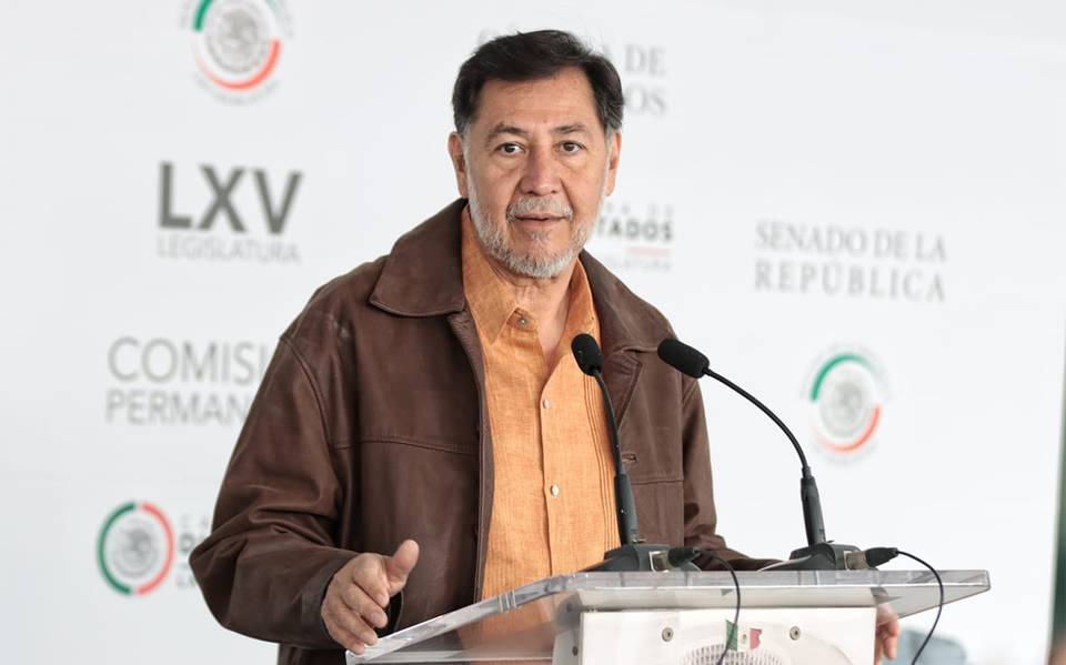 Noroña se lanza contra dipitada española