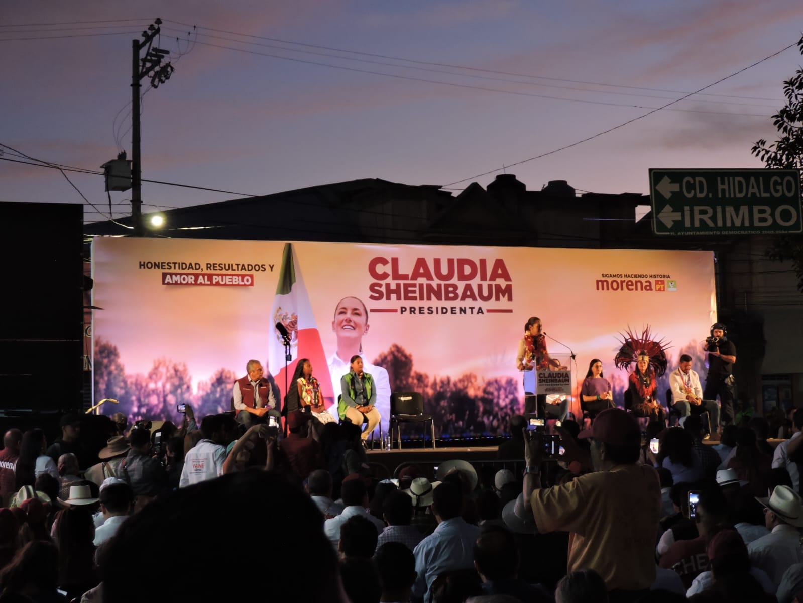 Sheinbaum recuerda que Calderón declaró guerra contra narco