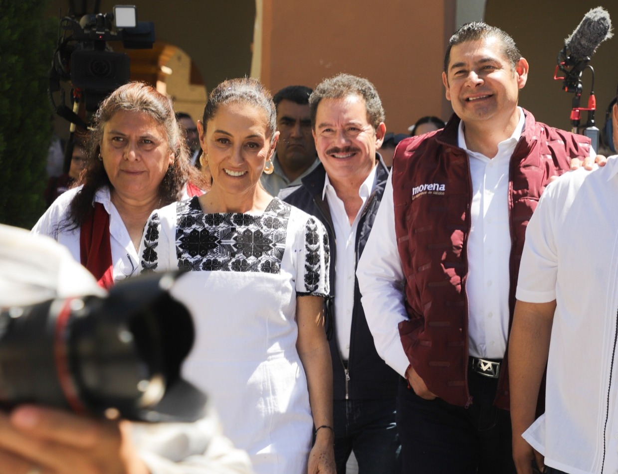 Sheinbaum plantea proyectos de movilidad en Puebla