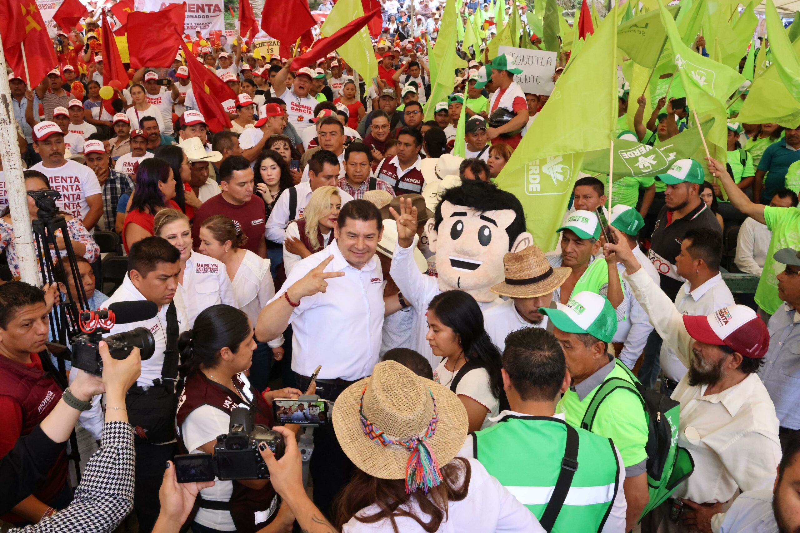 Alejandro Armenta en Sierra Norte