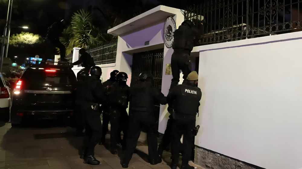 Ataque a embajada de México