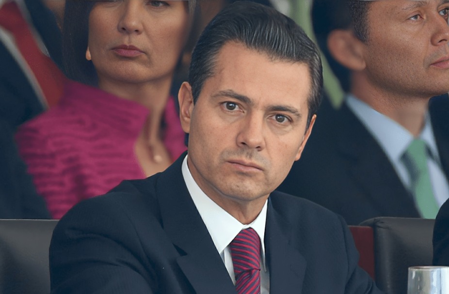 Peña Nieto podría perder residencia legal en españa