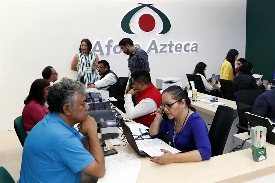 ¿qué dijo AMLO sobre Afores Azteca?