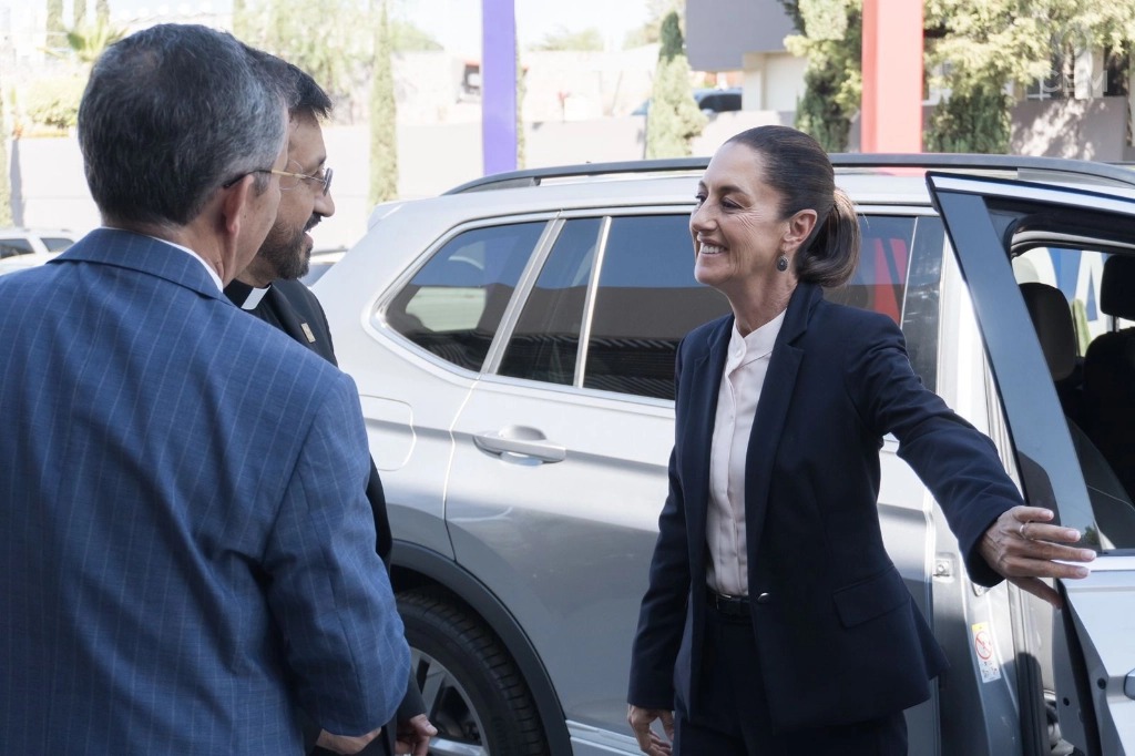 ¿Qué temas abordó Sheinbaum en su reunión con el Episcopado?