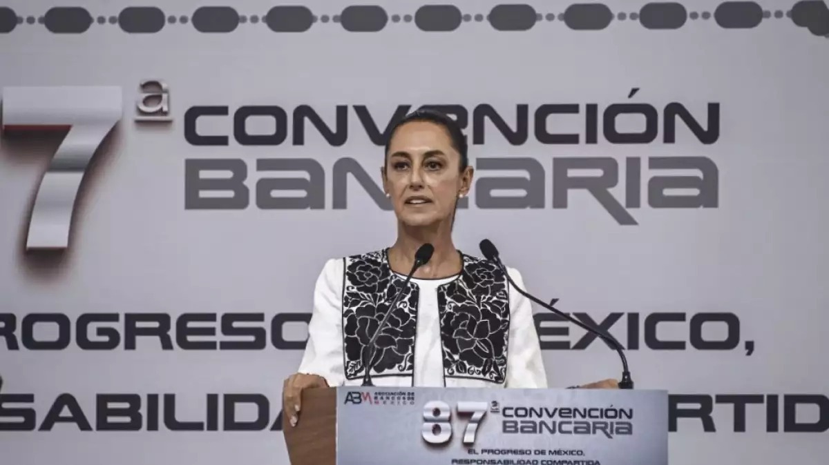 Sheinbaum en Convención Bancaria