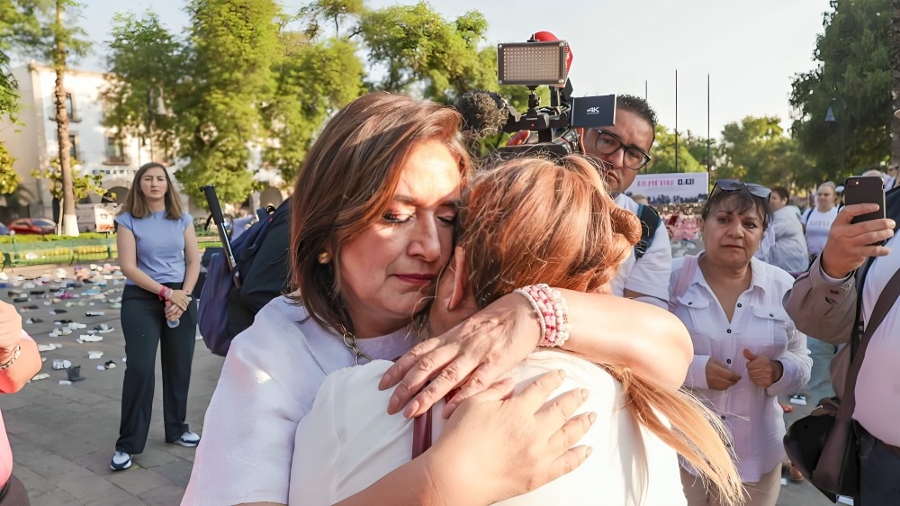 Maynez acusa Xóchitl se lucrar con lucha de madres buscadoras