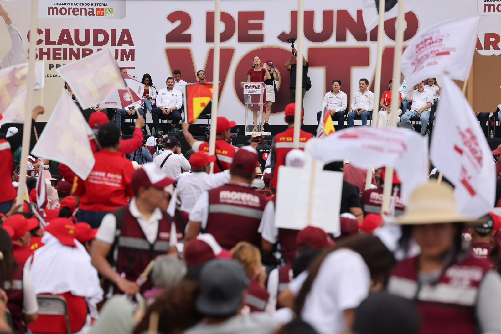 Sheinbaum visita Puebla en compañía de Armenta