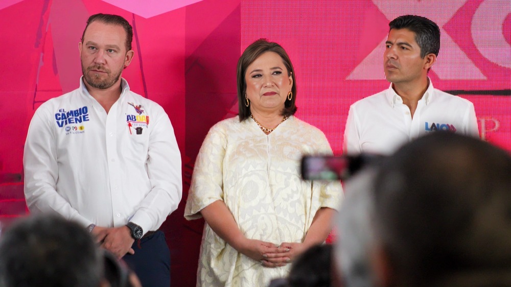 Xóchitl y Taboada oradores en marcha por la democracia