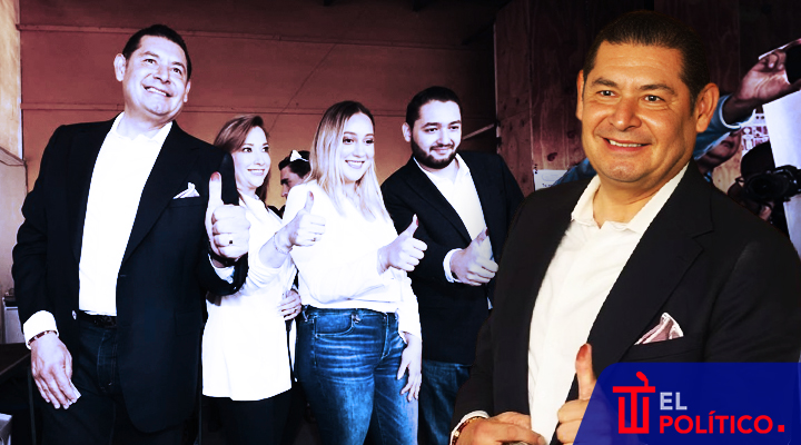 Armenta emite su voto en Puebla junto a su familia