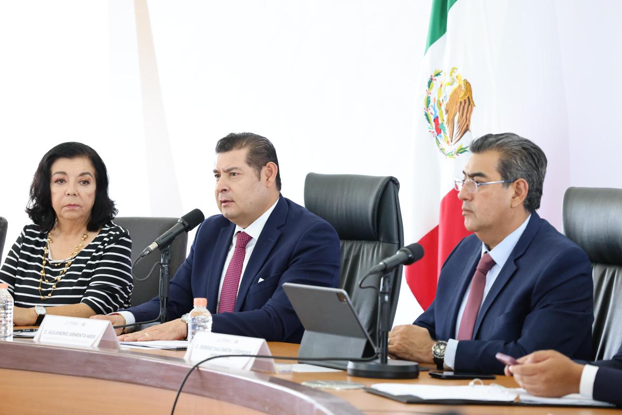 Armenta y Sergio Salomón buscarán garantizar presupuesto en Puebla