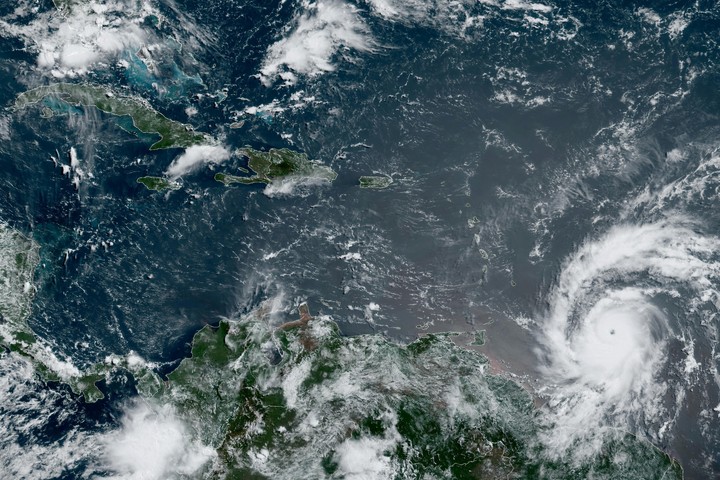 Beryl. Gobierno de México vigila trayectoria de huracán