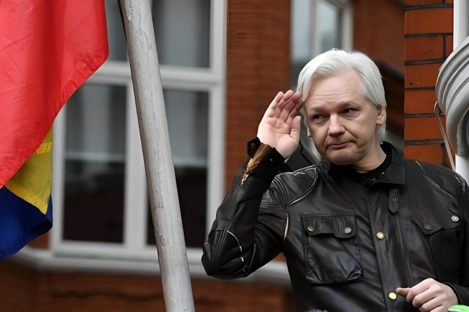 Julian Assange logra su libertad contra batalla legal contra EU