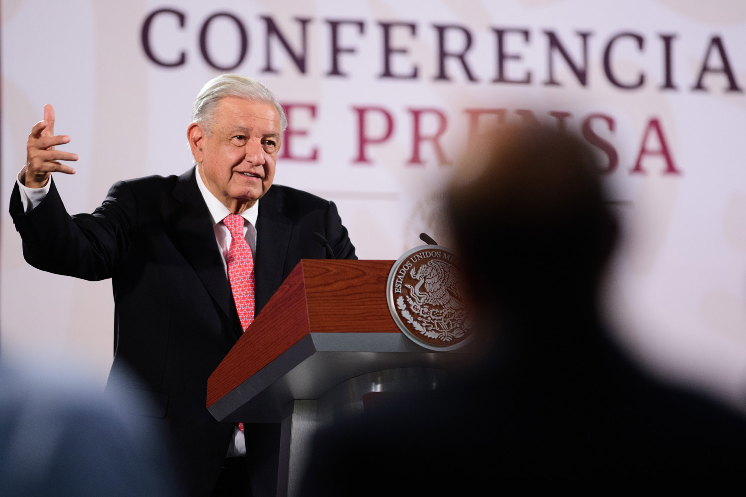 AMLO aplaude los nuevos nombramientos de Claudia Sheinbaum