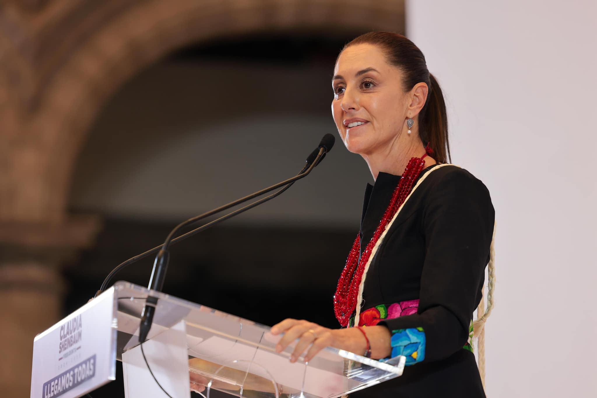 Claudia Sheinbaum se reúne con senadores de Estados Unidos