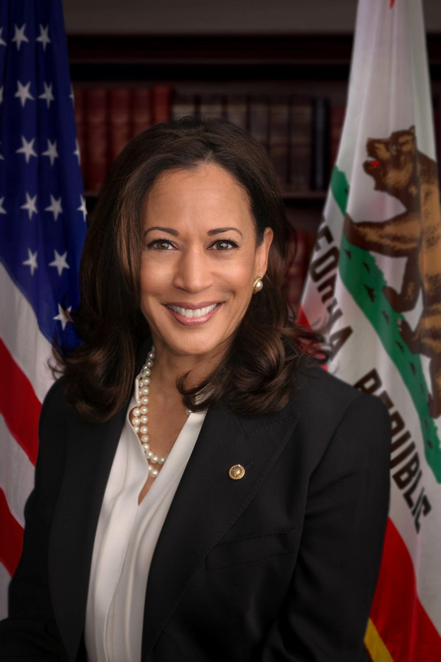 ¿Quién es Kamala Harris, candidata que puede vencer a Trump?