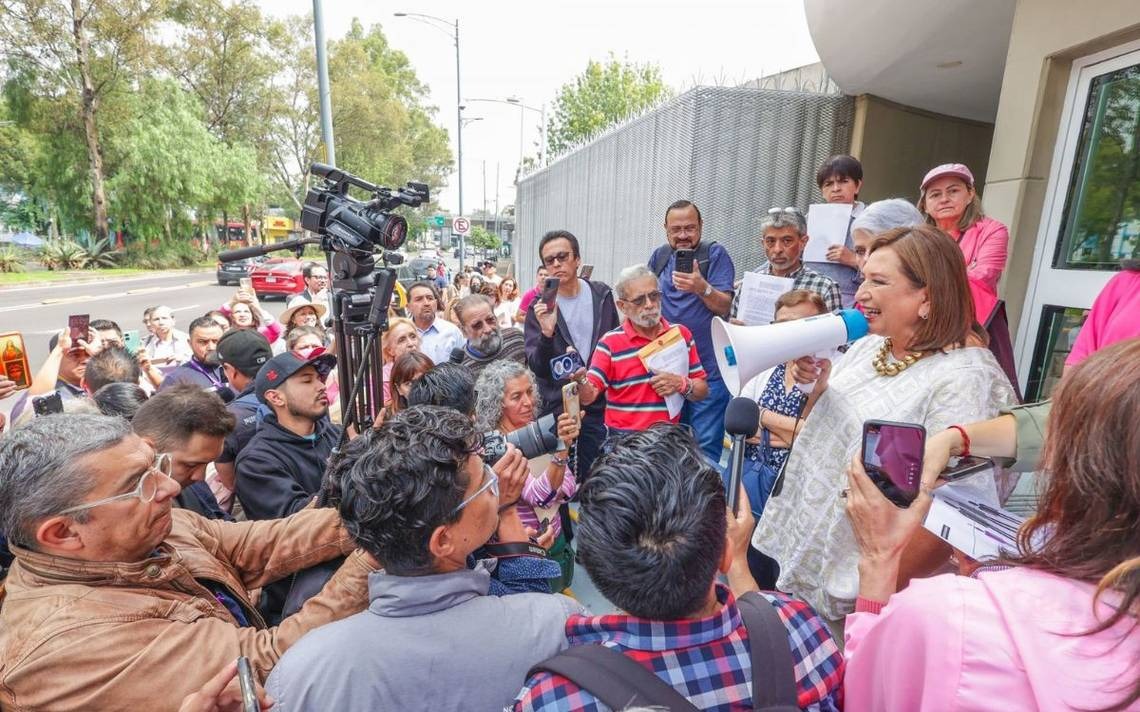 Xóchitl Gálvez tramita juicio ciudadano contra INE