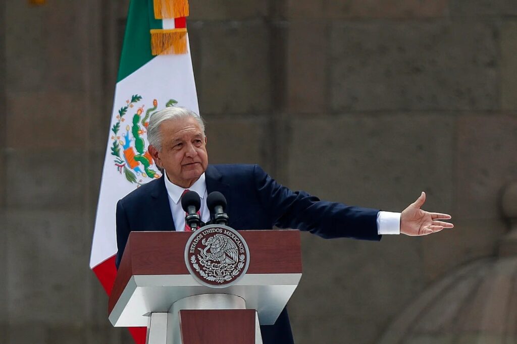 AMLO defendió reforma judicial en Sexto Informe de Gobierno