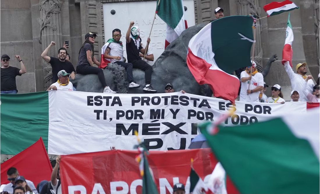 Integrantes del PJ protestan contra reforma judicial 