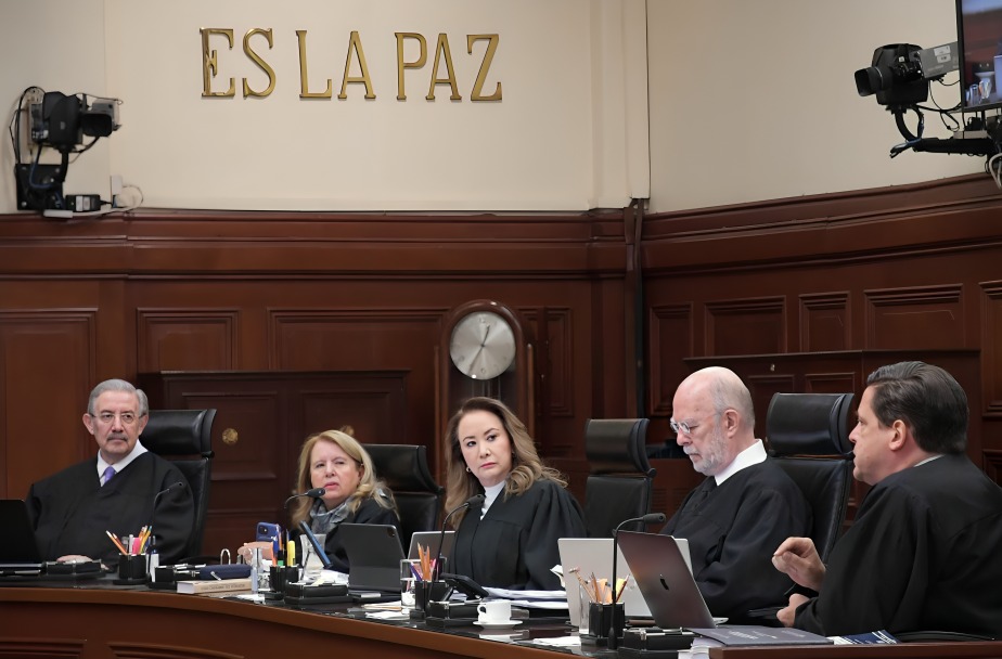 Alito Moreno pide a ministros frenar reforma judicial