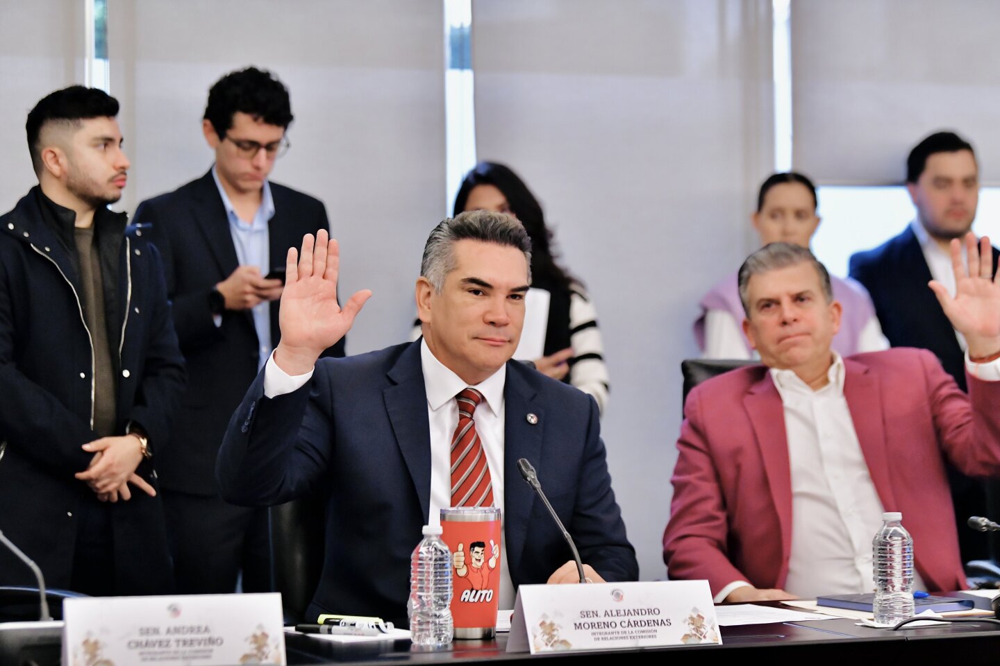 Beltrones en desacuerdo con reelección de Alito