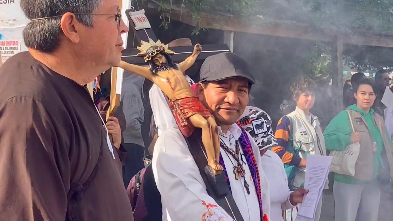 Claudio X. González usa muerte de sacerdote para golpetear a gobierno